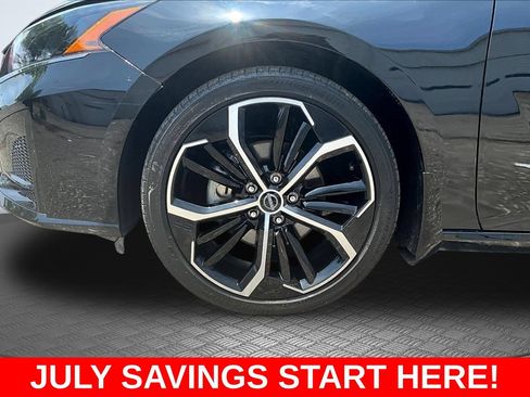 Used 2024 Nissan Altima 2.5 SR FWD image 42