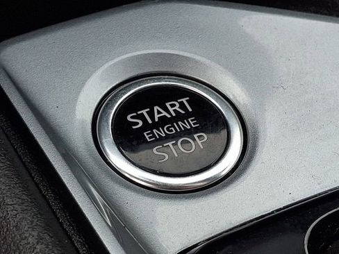 Used 2025 Nissan Altima 2.5 SV image 24