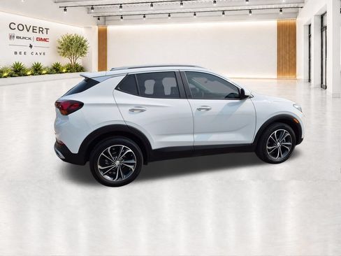 Used 2023 Buick Encore GX Select FWD image 13