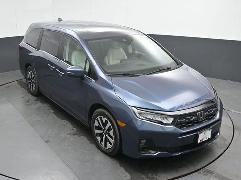 Used 2025 Honda Odyssey EX-L image 28