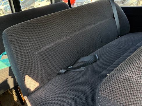 Used 2002 Dodge B3500 RWD image 15