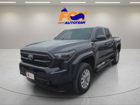 Certified 2025 Toyota Tacoma SR image 1