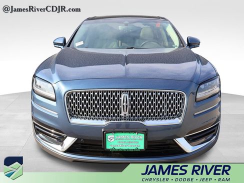 Used 2019 Lincoln Nautilus Reserve AWD/4WD image 7