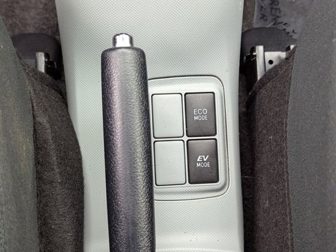 Used 2014 Toyota Prius C Two image 21