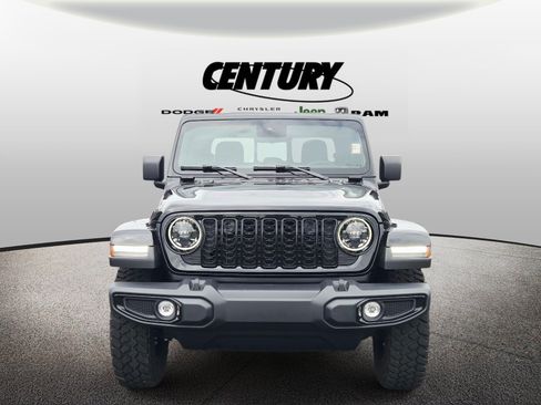 Used 2024 Jeep Gladiator Sport AWD/4WD image 9