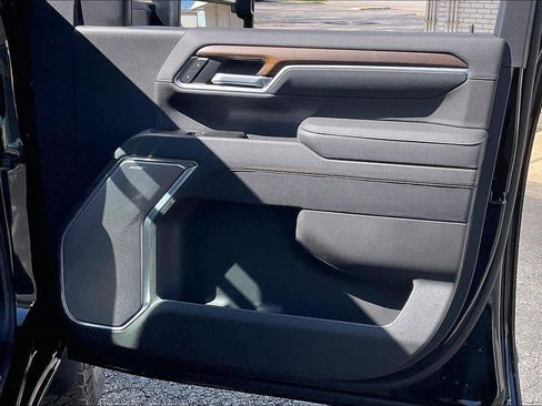 New 2026 Chevrolet Silverado 2500 High Country w/ High Country Premium Package AWD/4WD image 26