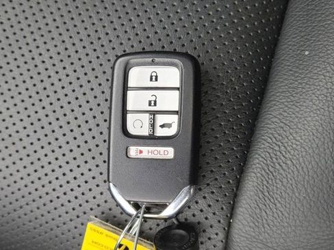 Used 2022 Honda Pilot TrailSport image 37