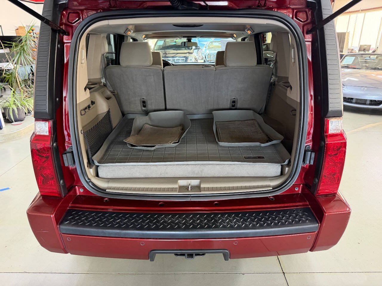 Used 2007 Jeep Commander Sport AWD/4WD image 9