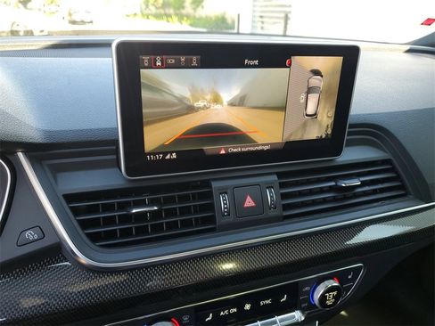 Used 2019 Audi SQ5 Prestige w/ Prestige Package image 27