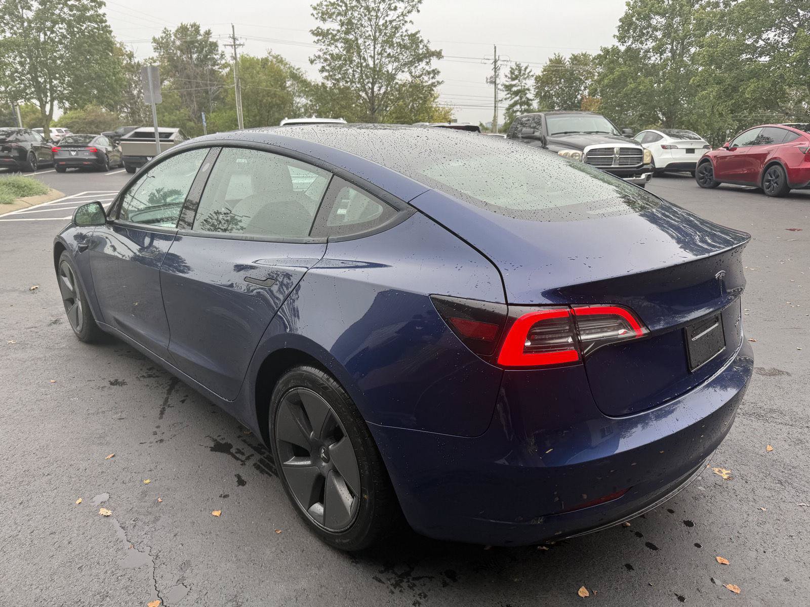 Used 2022 Tesla Model 3 Long Range AWD/4WD image 4