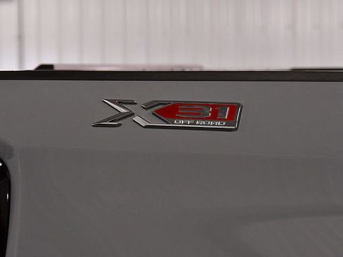 Used 2024 GMC Sierra 1500 Elevation w/ X31 Off-Road Package AWD/4WD image 11