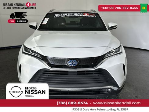 Used 2023 Toyota Venza Limited image 4