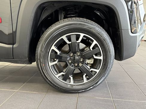 Used 2023 Jeep Renegade Trailhawk AWD/4WD image 52