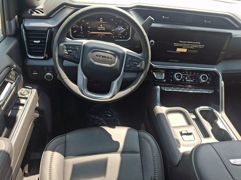 New 2026 GMC Sierra 2500 Denali w/ Denali Reserve Package AWD/4WD image 7