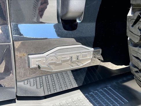New 2026 Ford Bronco Raptor w/ Interior Carbon Fiber Pack AWD/4WD image 15