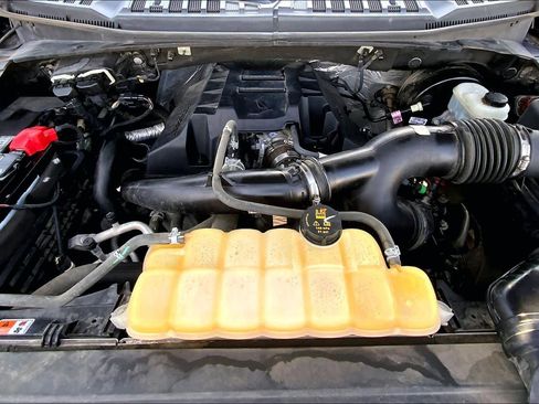 Used 2016 Ford F150 XLT w/ Equipment Group 302A Luxury image 28