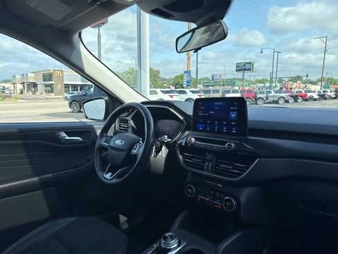 Used 2021 Ford Escape SEL w/ SEL Stealth AWD Package image 31