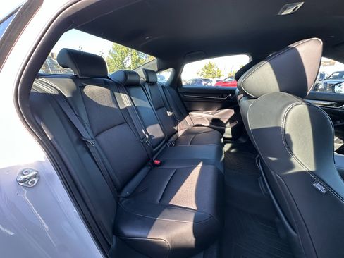 Used 2022 Honda Accord Sport image 16