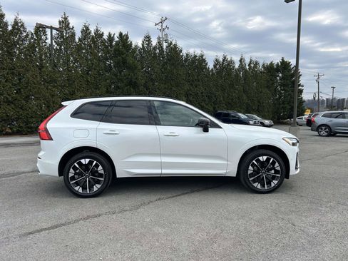 New 2026 Volvo XC60 B5 Plus w/ Protection Package Premier image 2