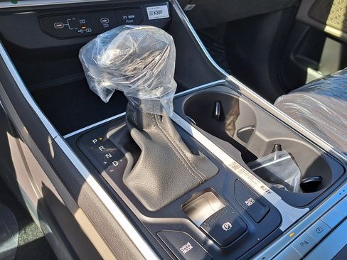 New 2026 Kia Carnival LXS image 11