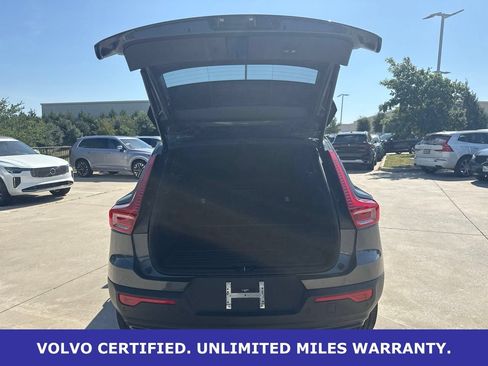 Certified 2026 Volvo XC40 B5 Plus w/ Protection Package Premier AWD/4WD image 7