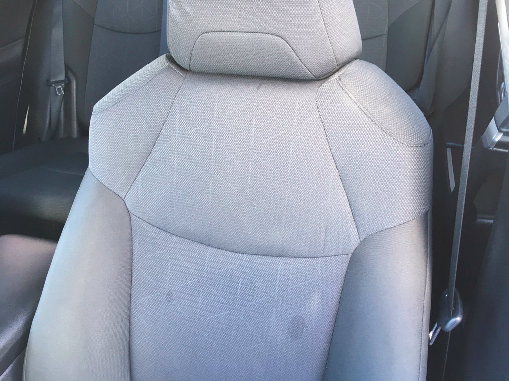 Used 2025 Toyota RAV4 XLE AWD/4WD image 21