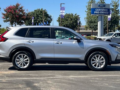 Used 2025 Honda CR-V EX-L image 9
