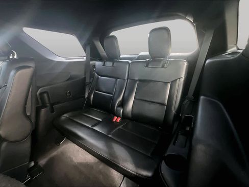 Used 2020 Ford Explorer ST w/ Premium Technology Package AWD/4WD image 37