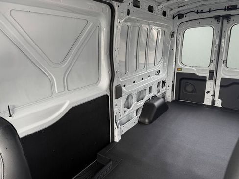 New 2026 Ford Transit 250 148 Medium Roof image 17