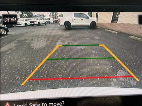 Used 2021 Volkswagen Atlas SE image 21