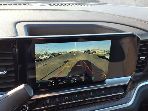 Used 2025 Chevrolet Silverado 3500 LT w/ Safety Package image 16