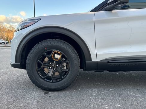 New 2026 Ford Explorer Tremor image 19