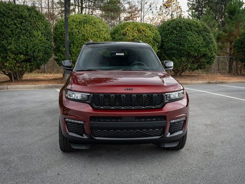 New 2025 Jeep Grand Cherokee L Limited AWD/4WD image 2
