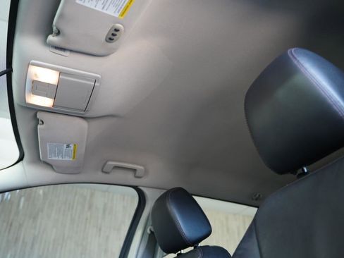 Used 2012 Ford Edge Limited image 22