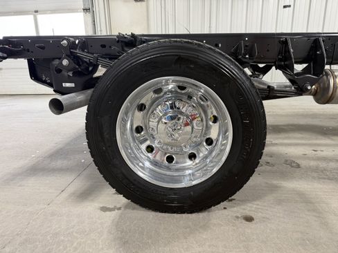 New 2026 RAM 5500 Tradesman AWD/4WD image 5