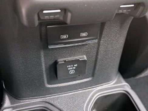 New 2026 Jeep Gladiator Mojave w/ Steel Bumper Group image 24