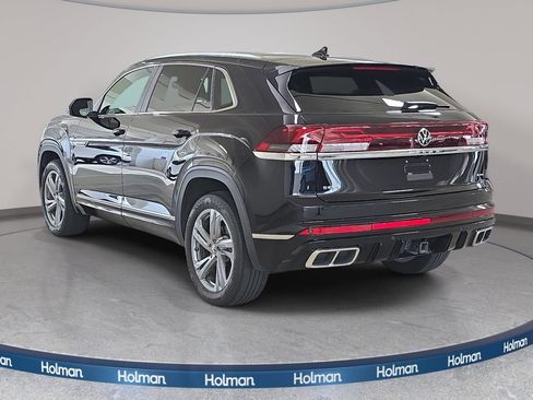 Used 2024 Volkswagen Atlas Cross Sport SEL R-Line AWD/4WD image 9