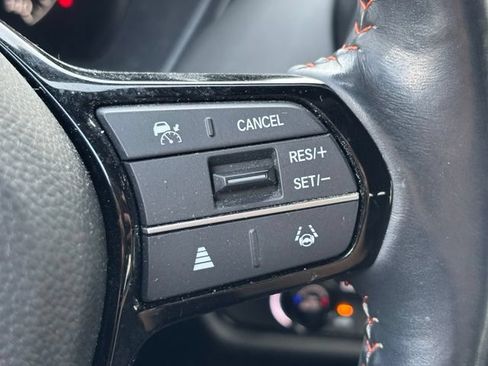 Used 2024 Honda HR-V Sport image 9