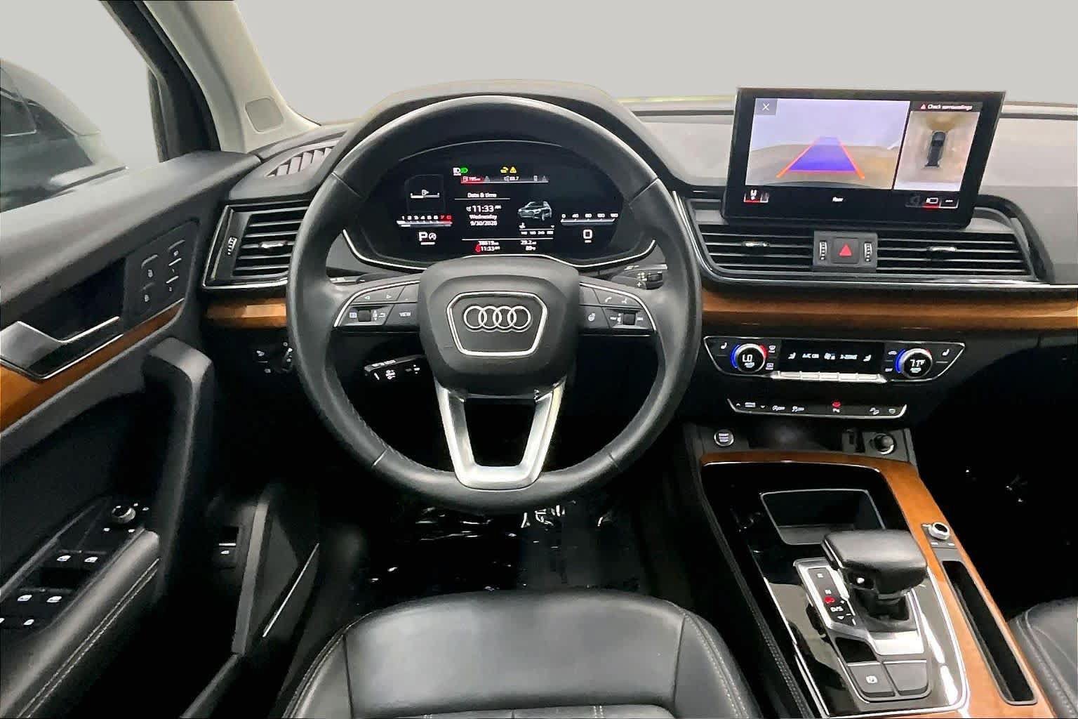 Used 2023 Audi Q5 2.0T Premium Plus w/ Premium Plus Package AWD/4WD image 6