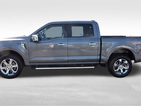 Certified 2022 Ford F150 Lariat w/ Equipment Group 502A High image 16