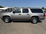 Used 2008 Chevrolet Suburban LS image 2