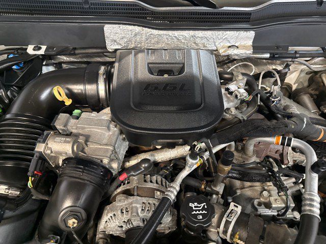 Used 2016 Chevrolet Silverado 2500 LT w/ LT Convenience Package AWD/4WD image 31