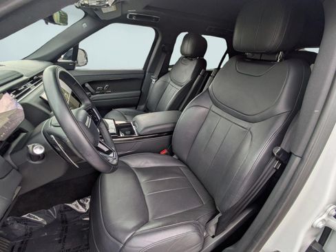 Used 2024 Land Rover Range Rover Sport SE AWD/4WD image 15