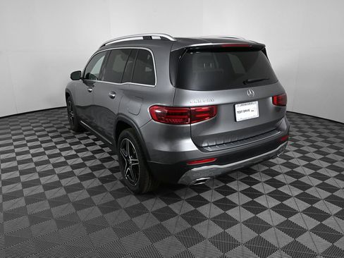 New 2026 Mercedes-Benz GLB 250 image 4