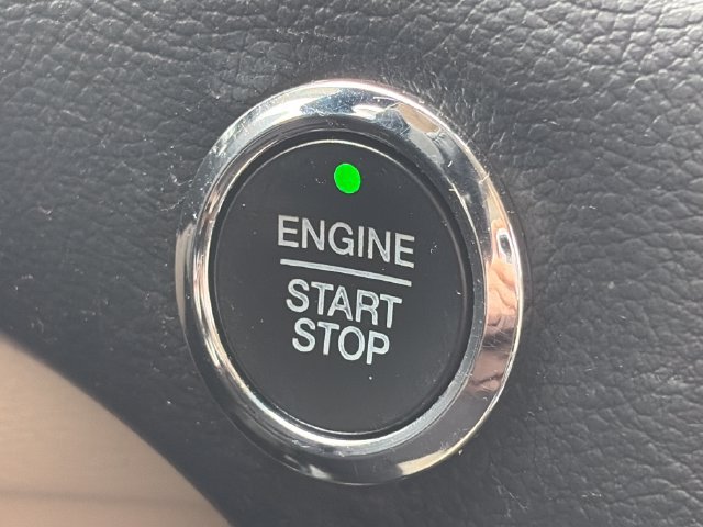 Used 2017 Ford Edge Titanium w/ Equipment Group 301A AWD/4WD image 52