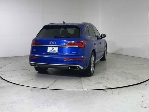 Used 2021 Audi Q5 e Premium Plus w/ Premium Plus Package image 2