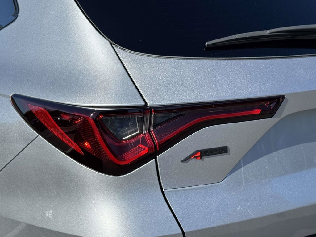 Used 2023 Acura MDX A-Spec AWD/4WD image 8