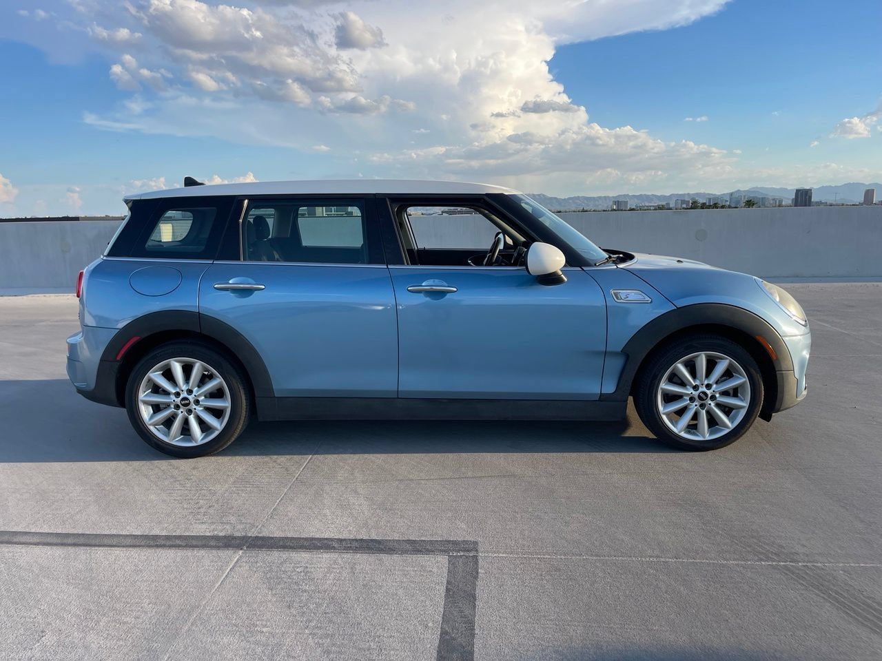 Used 2017 MINI Cooper Clubman S FWD image 3