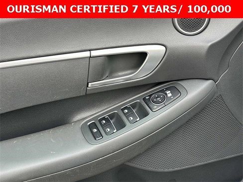 Used 2021 Hyundai Sonata SE image 16