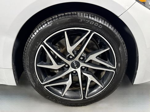 Used 2023 Kia Stinger GT-Line w/ Sun & Sound Package RWD image 32